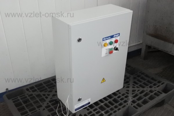 Закрытый шкаф управления