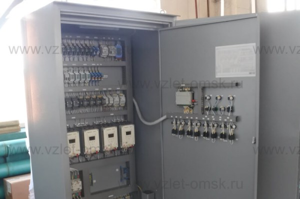 Фото шкафа управления Иртыш ШУ1-4.90.П4.6-32
